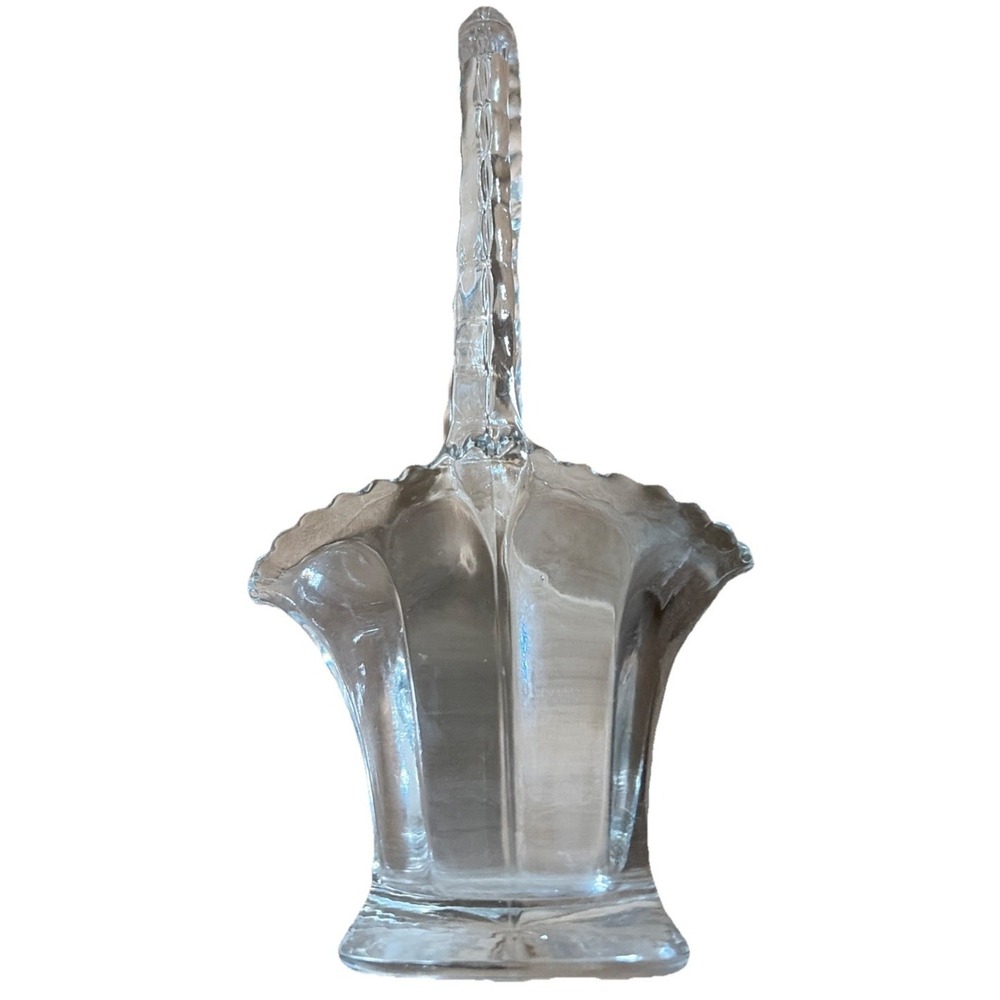7" Clear Pressed Glass Brides Basket 7" Tall EUC